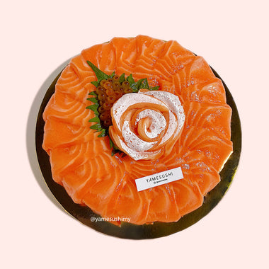 Round Shaped Salmon Toro Cake