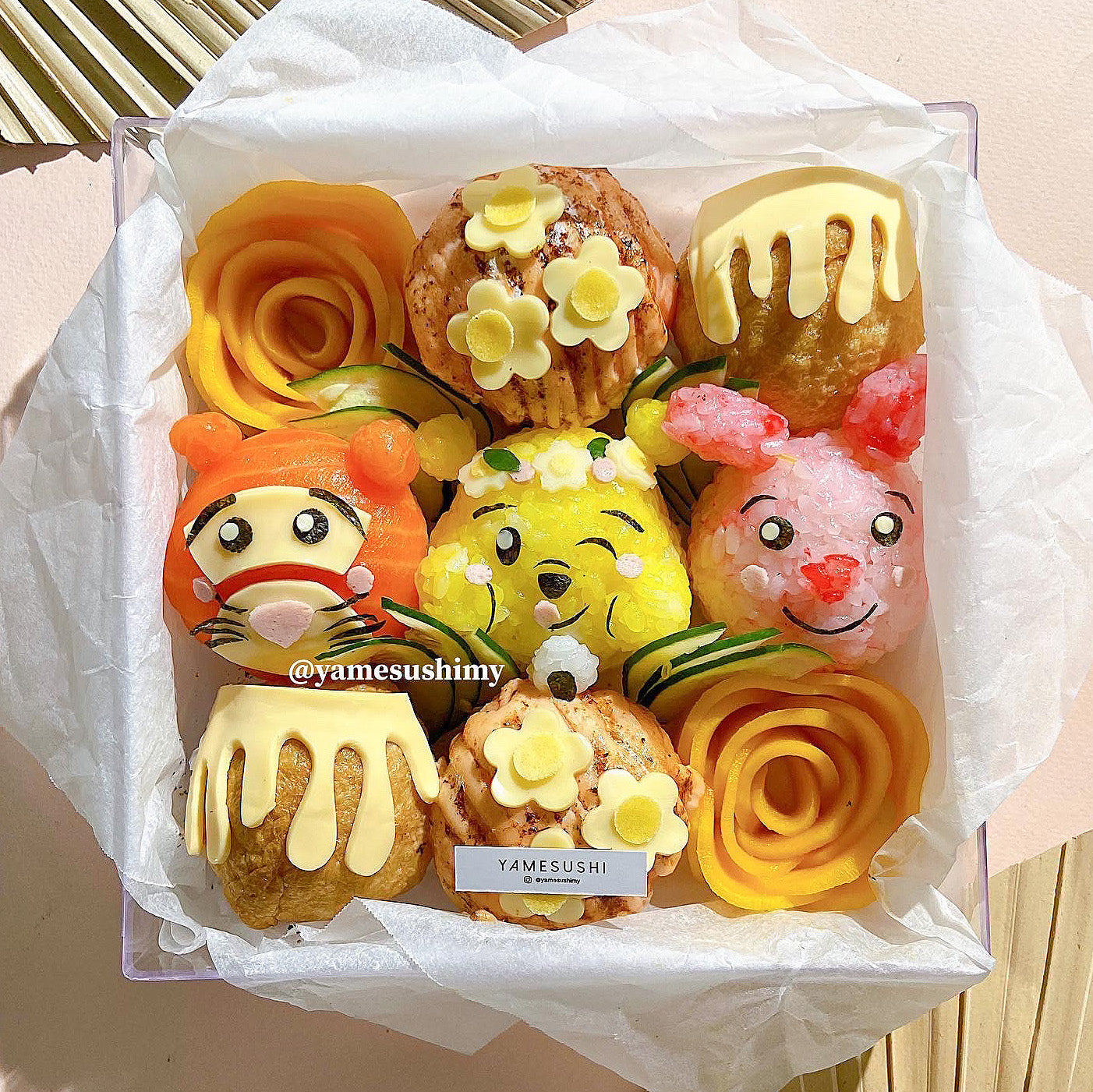 Winnie The Pooh Cute Cute Sushi Gift Box